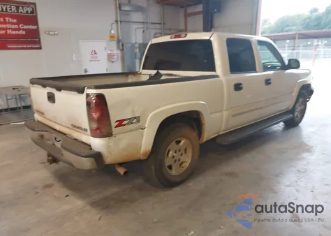 2005 Chevrolet Silverado 1500 Z71 from USA, damaged, VIN 2GCEK13T251300646